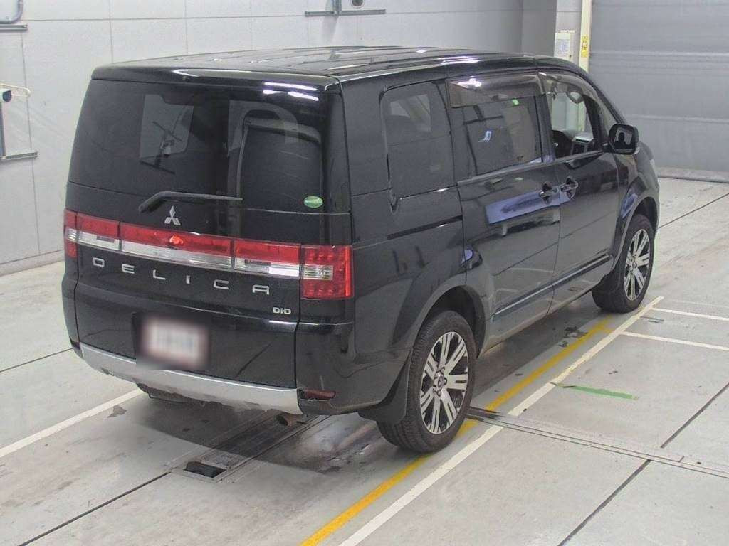 2017 Mitsubishi Delica D5 CV1W[1]