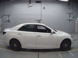 2012 Toyota Mark X