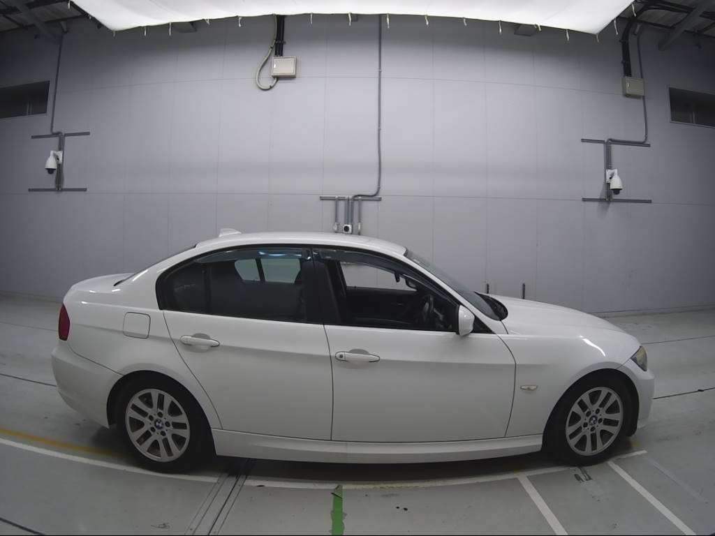 2010 BMW 3 Series PG20[2]