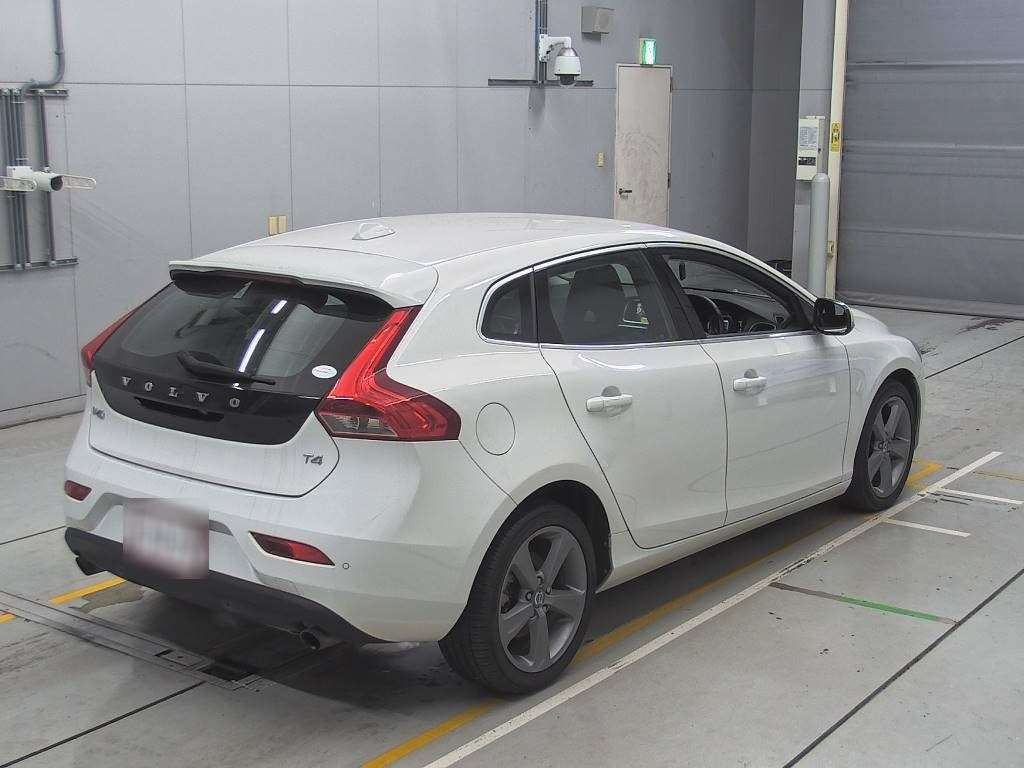 2013 Volvo V40 MB4164T[1]