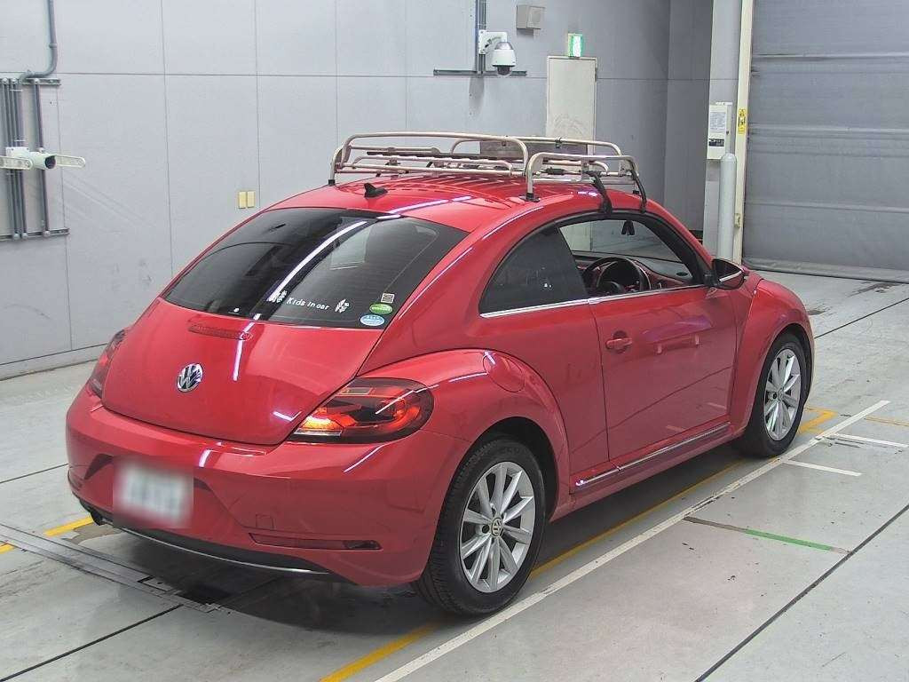 2018 Volkswagen Beetle 16CBZ[1]