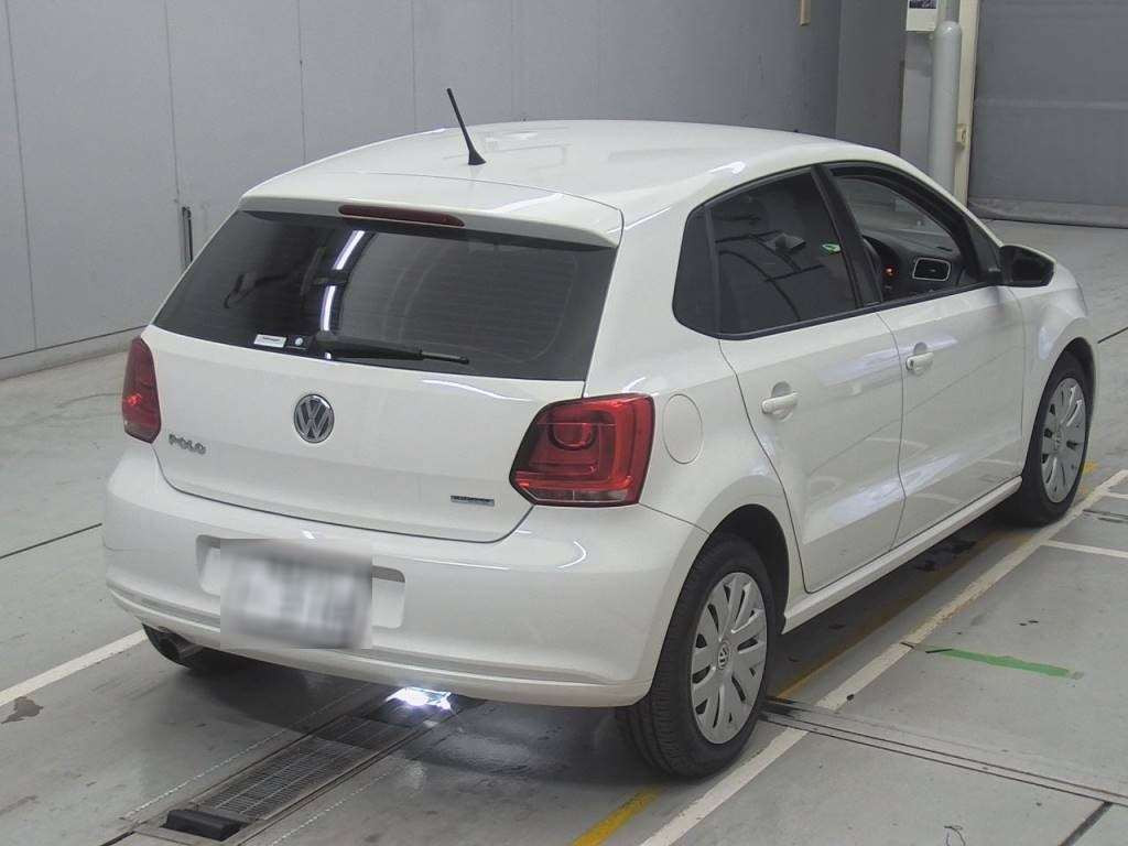 2012 Volkswagen Polo 6RCBZ[1]