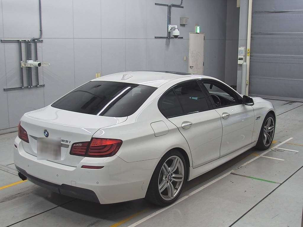 2011 BMW 5 Series XG20[1]