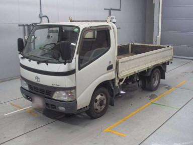 2003 Toyota Dyna Truck