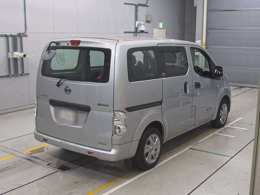 2015 Nissan e-NV200 VME0[1]