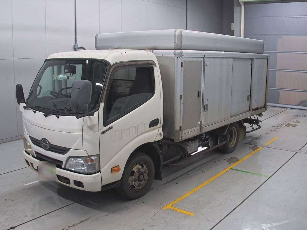 2013 Hino DUTRO XZC645M[0]