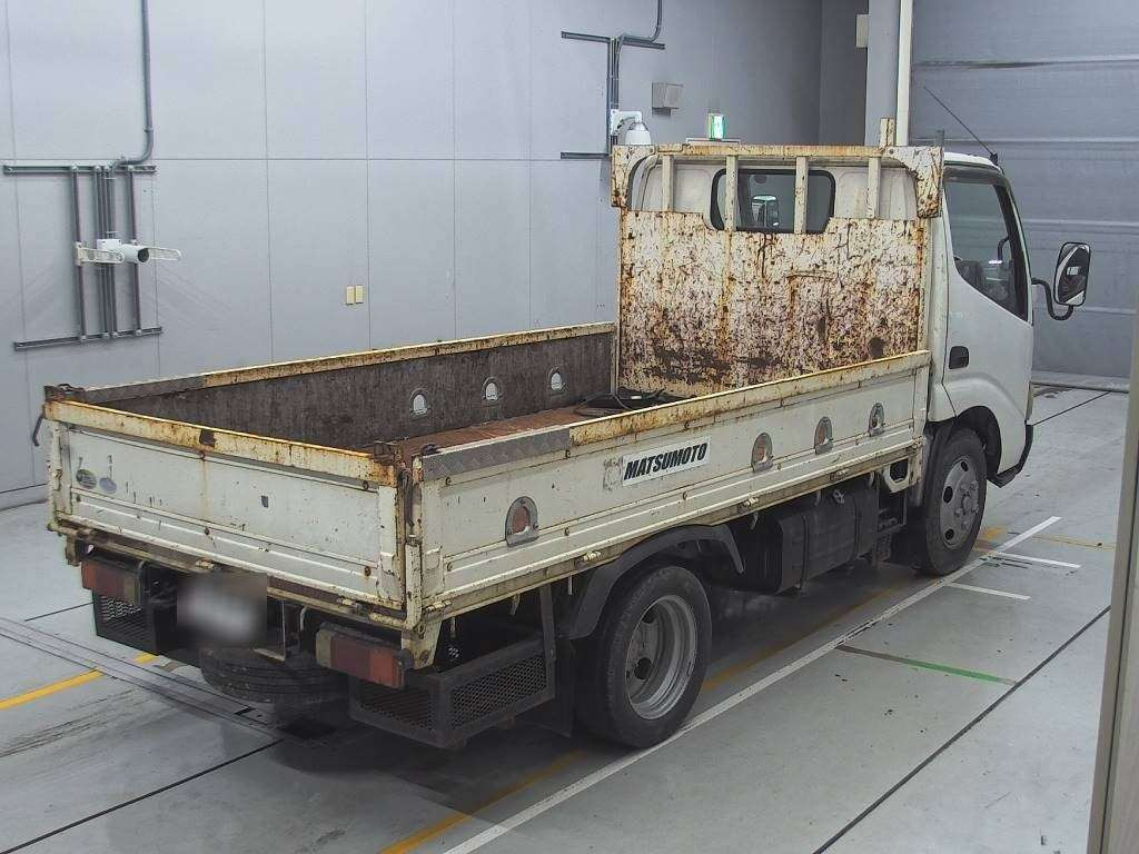 2009 Hino DUTRO XZU508M[1]