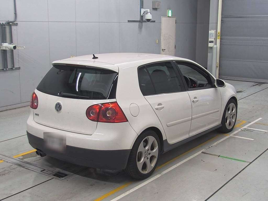 2007 Volkswagen Golf 1KAXX[1]