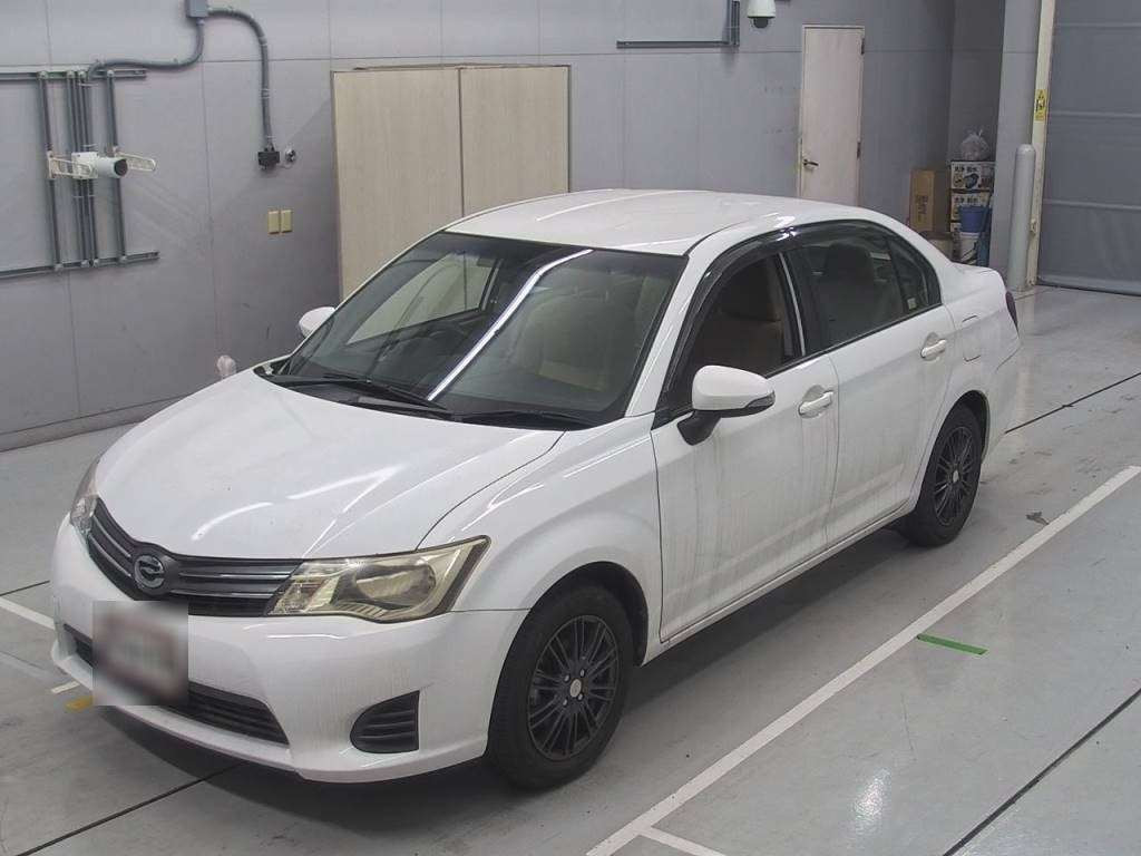 2013 Toyota Corolla Axio NZE161[0]