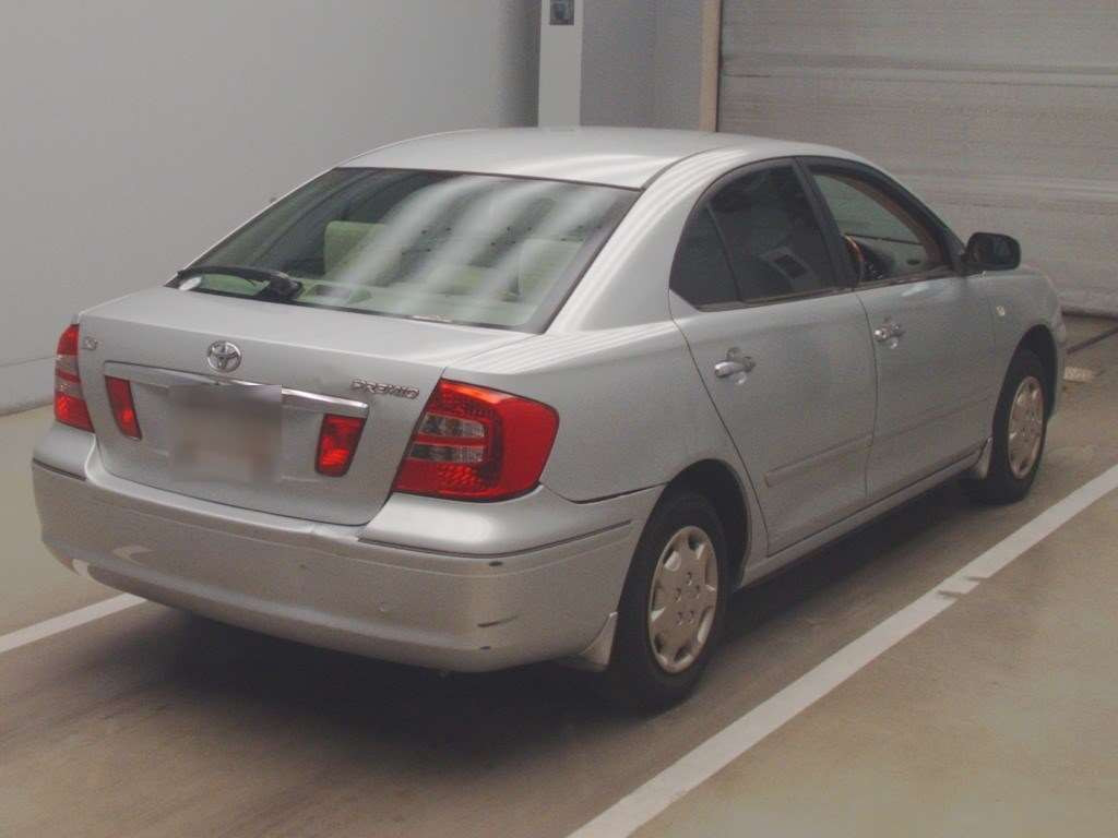 2005 Toyota Premio ZZT240[1]