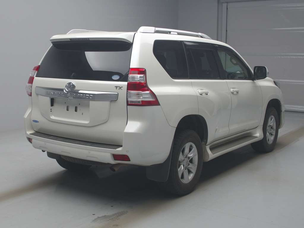 2016 Toyota Land Cruiser Prado TRJ150W[1]