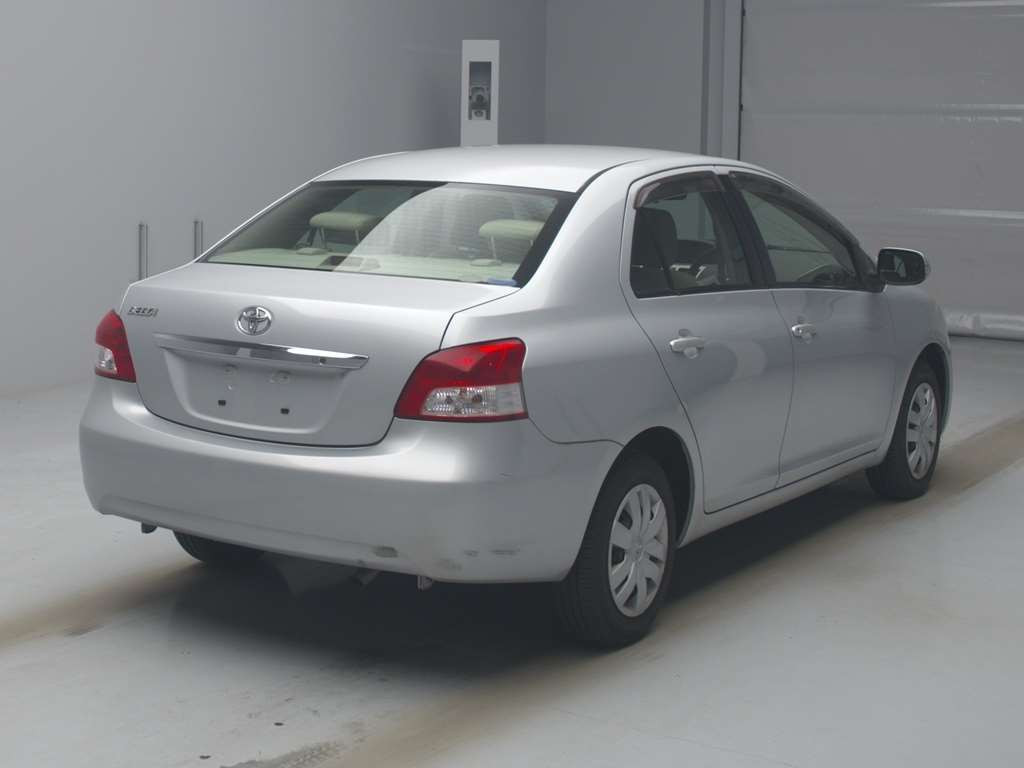 2009 Toyota Belta SCP92[1]