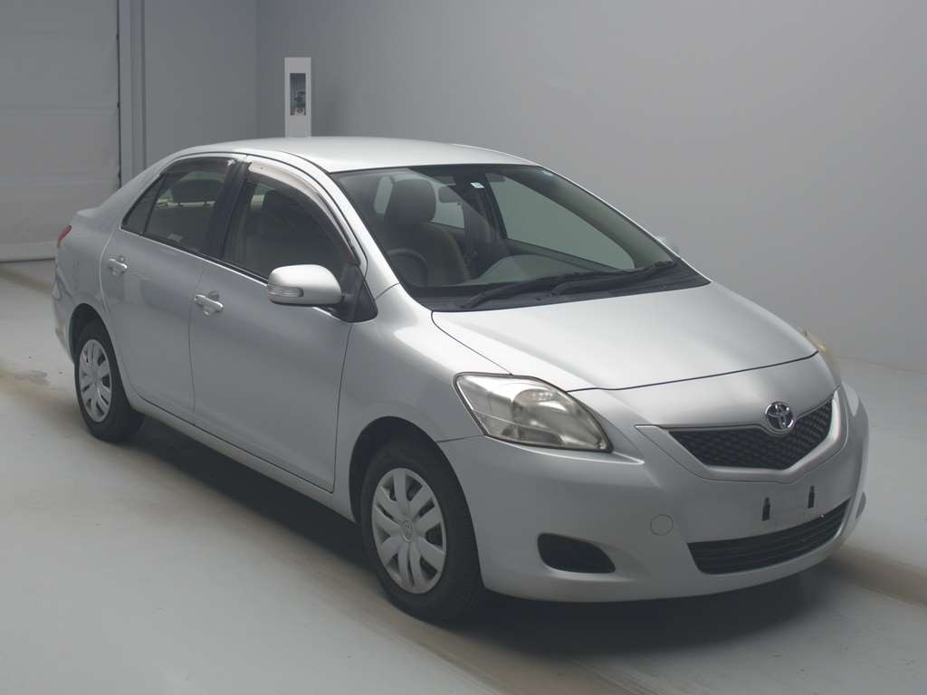 2009 Toyota Belta SCP92[2]