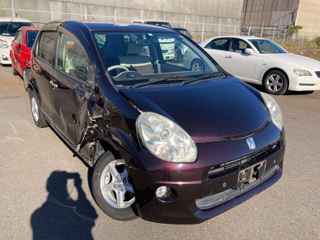 2010 Toyota Passo KGC30[2]