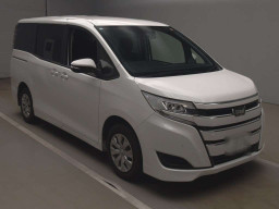 2019 Toyota Noah