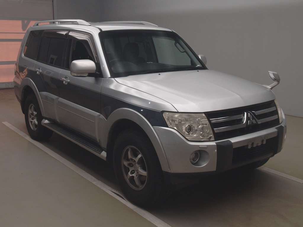 2007 Mitsubishi Pajero V93W[2]