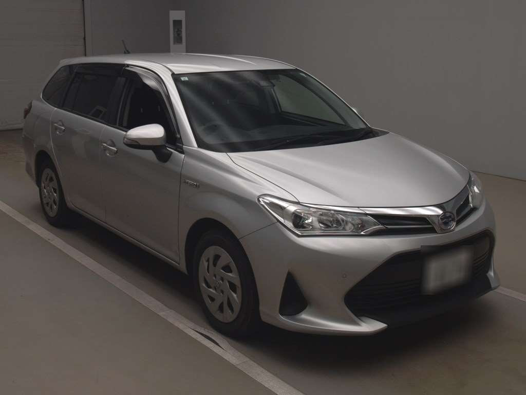 2019 Toyota Corolla Fielder NKE165G[2]