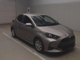 2021 Toyota YARIS