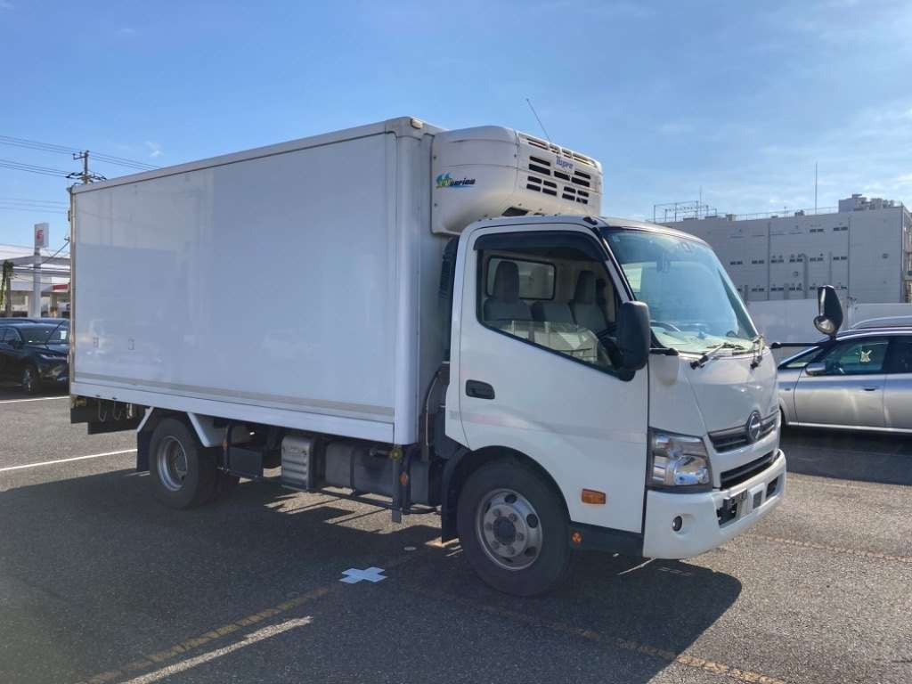 2018 Hino DUTRO XZU710M[2]