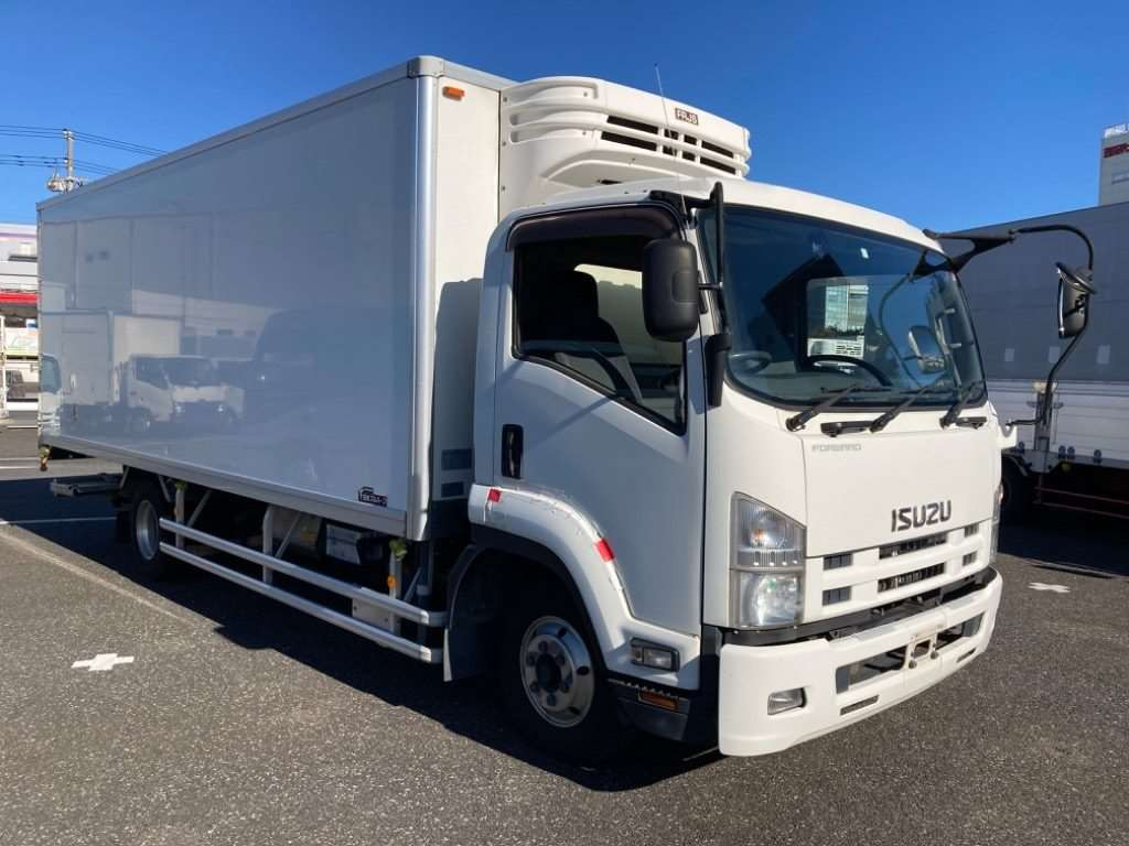 2014 Isuzu Forward FRR90S2[2]