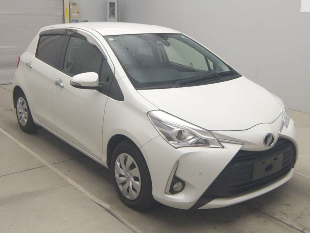 2020 Toyota Vitz NSP130[2]