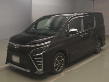 2021 Toyota Voxy