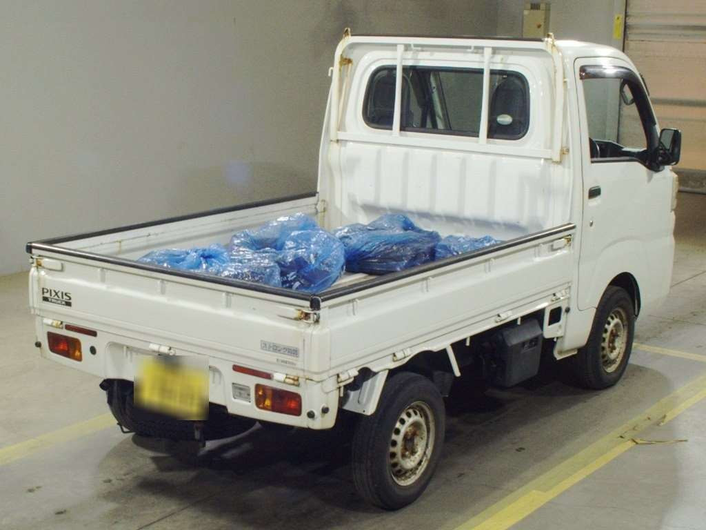 2015 Toyota Pixis Truck S510U[1]