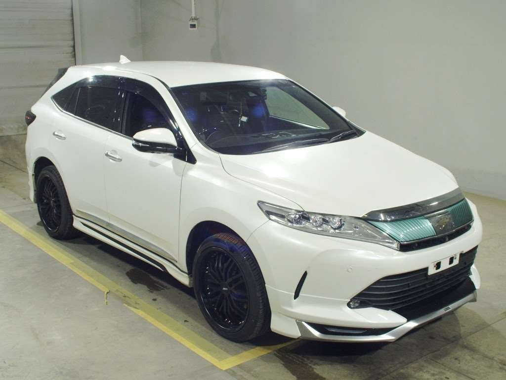 2017 Toyota Harrier ZSU65W[2]