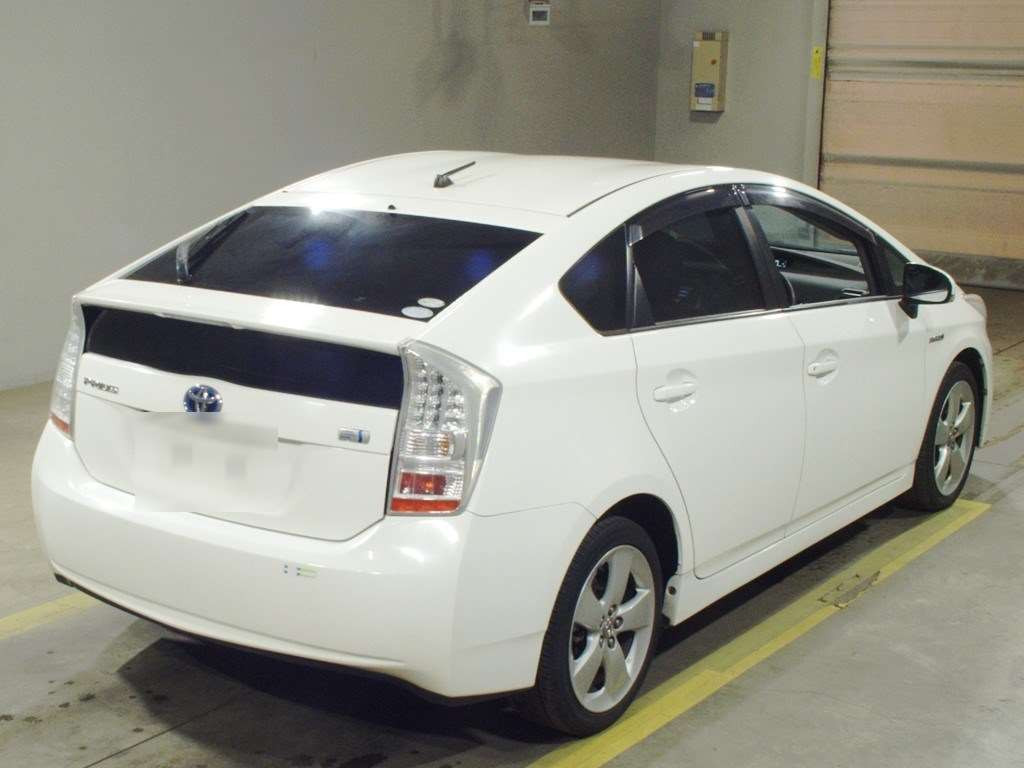 2011 Toyota Prius ZVW30[1]