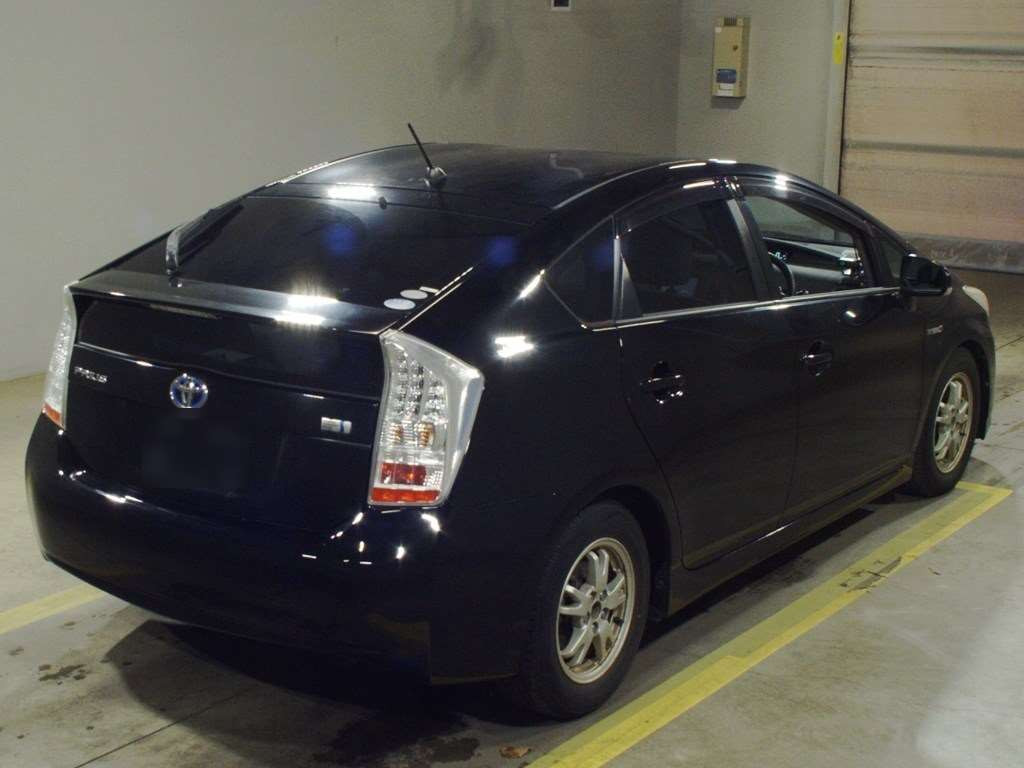 2011 Toyota Prius ZVW30[1]