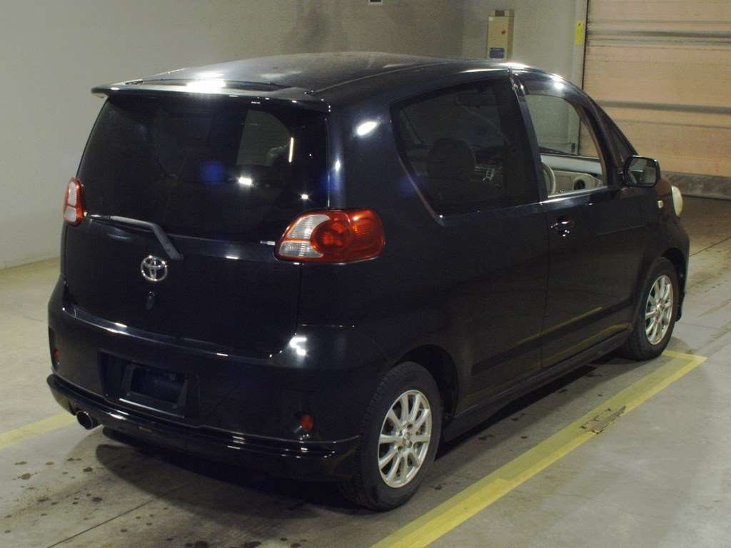 2008 Toyota Porte NNP15[1]