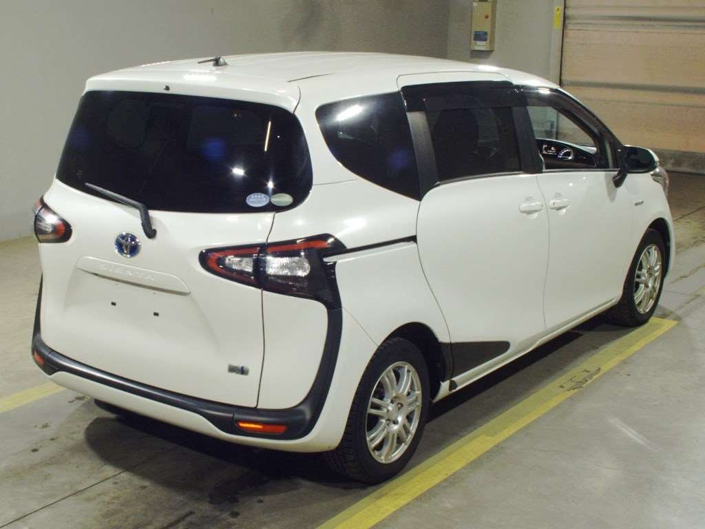 2015 Toyota Sienta NHP170G[1]