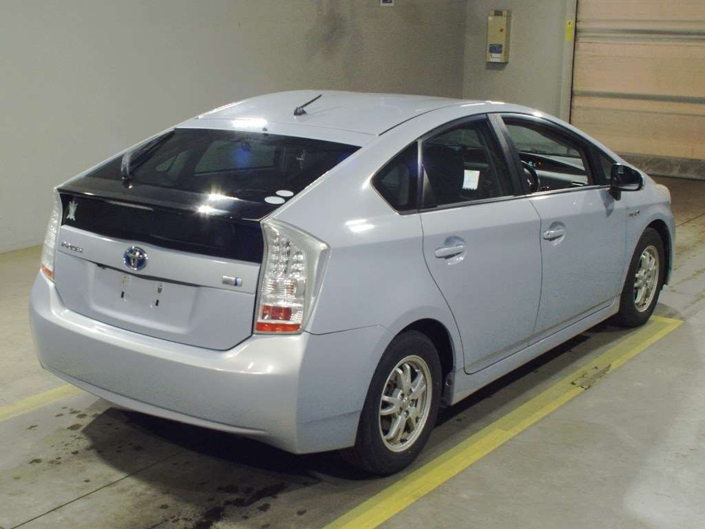 2011 Toyota Prius ZVW30[1]