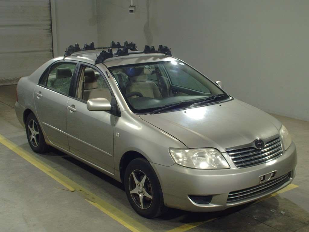 2005 Toyota Corolla Sedan NZE120[2]