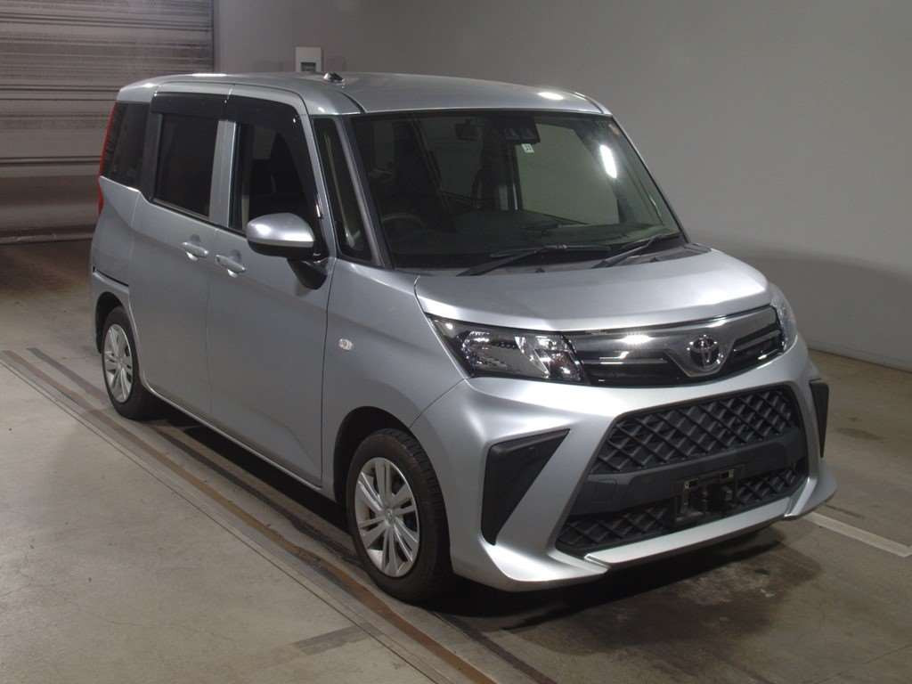 2021 Toyota Roomy M910A[2]