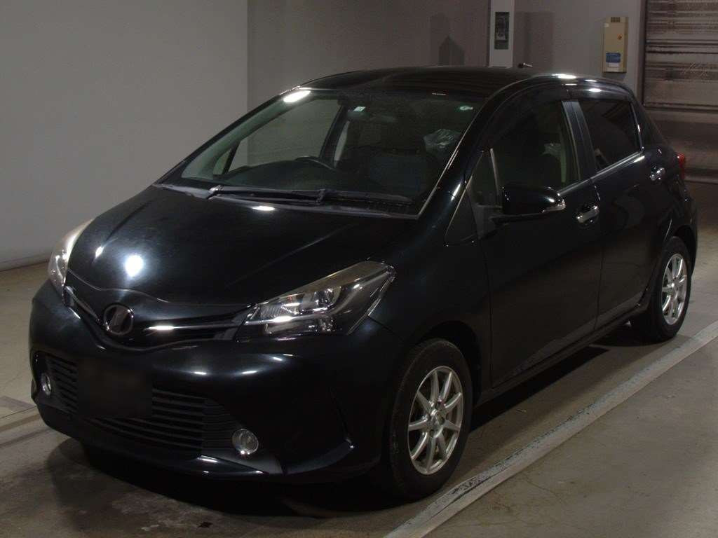 2016 Toyota Vitz KSP130[0]