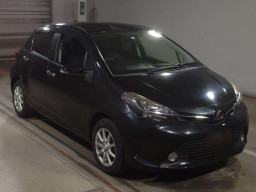 2016 Toyota Vitz