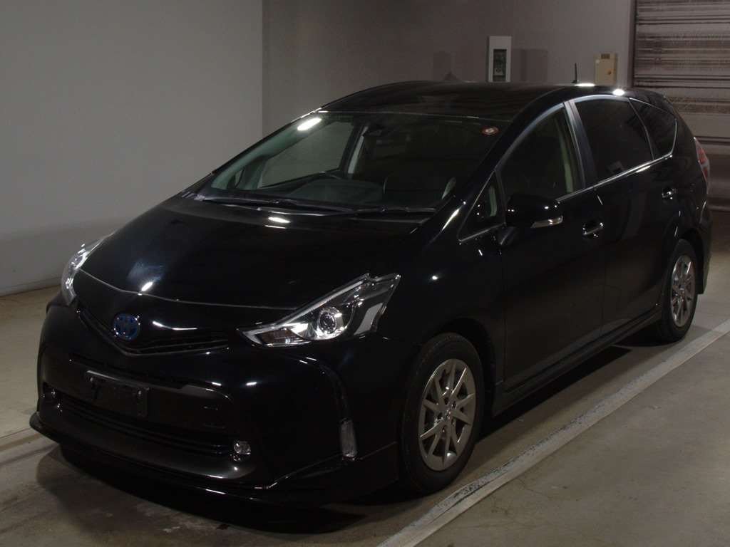 2020 Toyota Prius alpha ZVW41W[0]