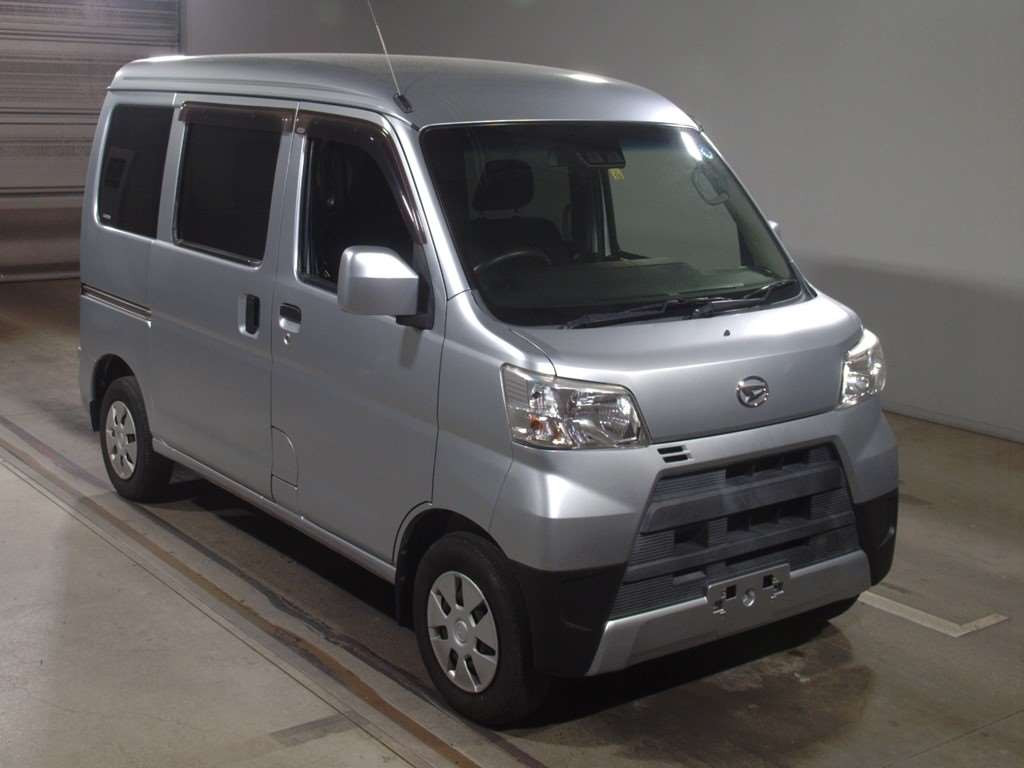 2018 Daihatsu Hijet Cargo S331V[2]