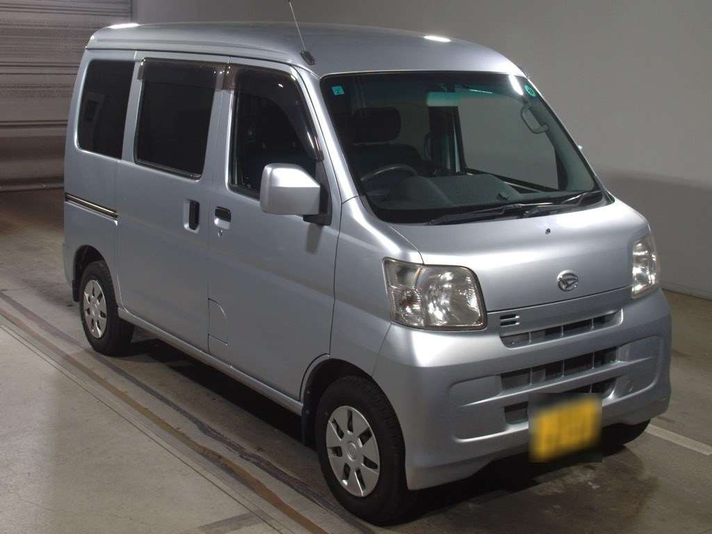 2010 Daihatsu Hijet Cargo S321V[2]