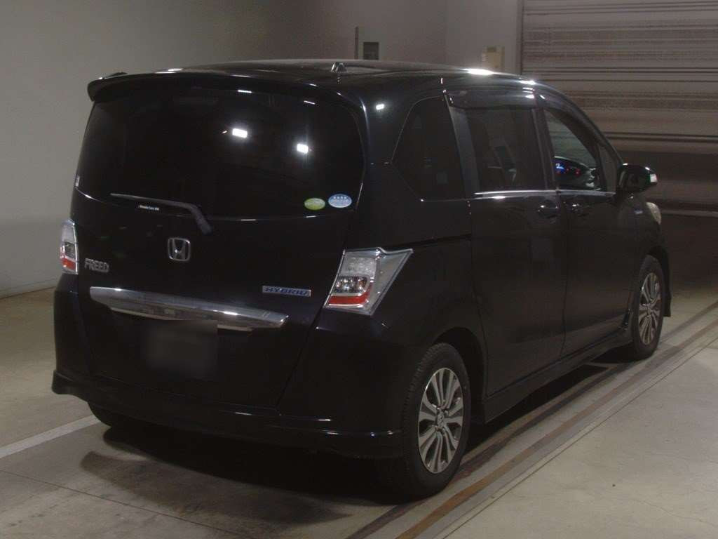 2012 Honda Freed hybrid GP3[1]