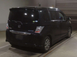 2012 Honda Freed hybrid