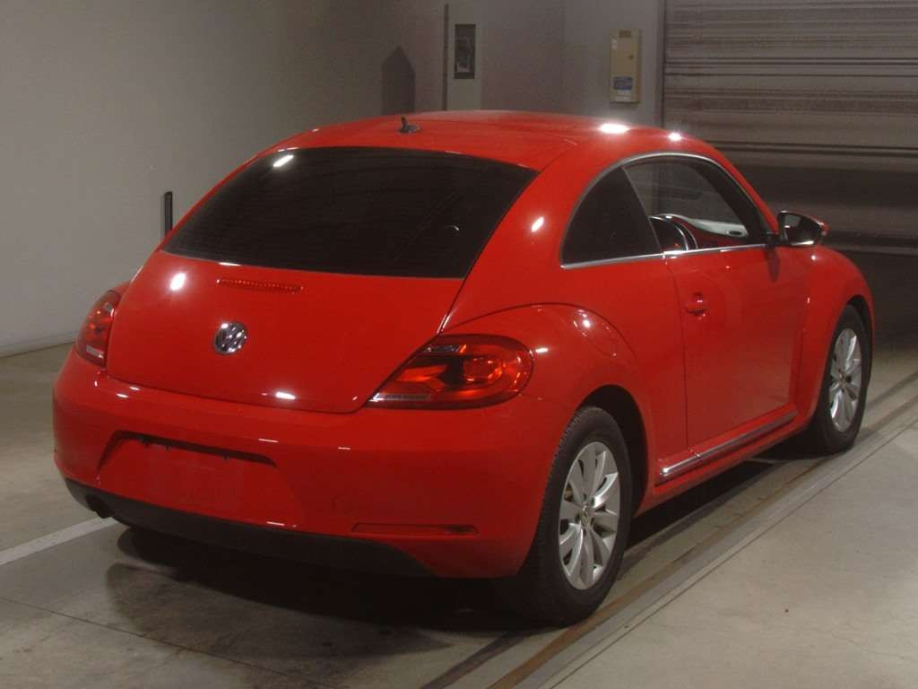 2013 Volkswagen Beetle 16CBZ[1]