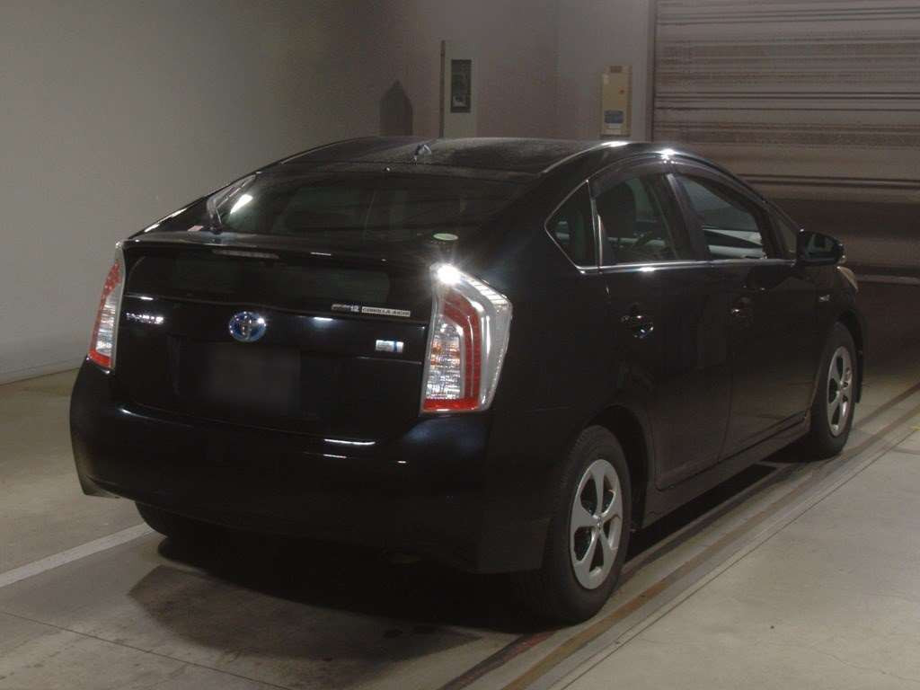 2014 Toyota Prius ZVW30[1]