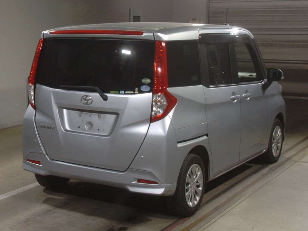 2017 Toyota Roomy M900A[1]