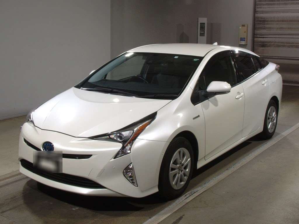 2018 Toyota Prius ZVW55[0]