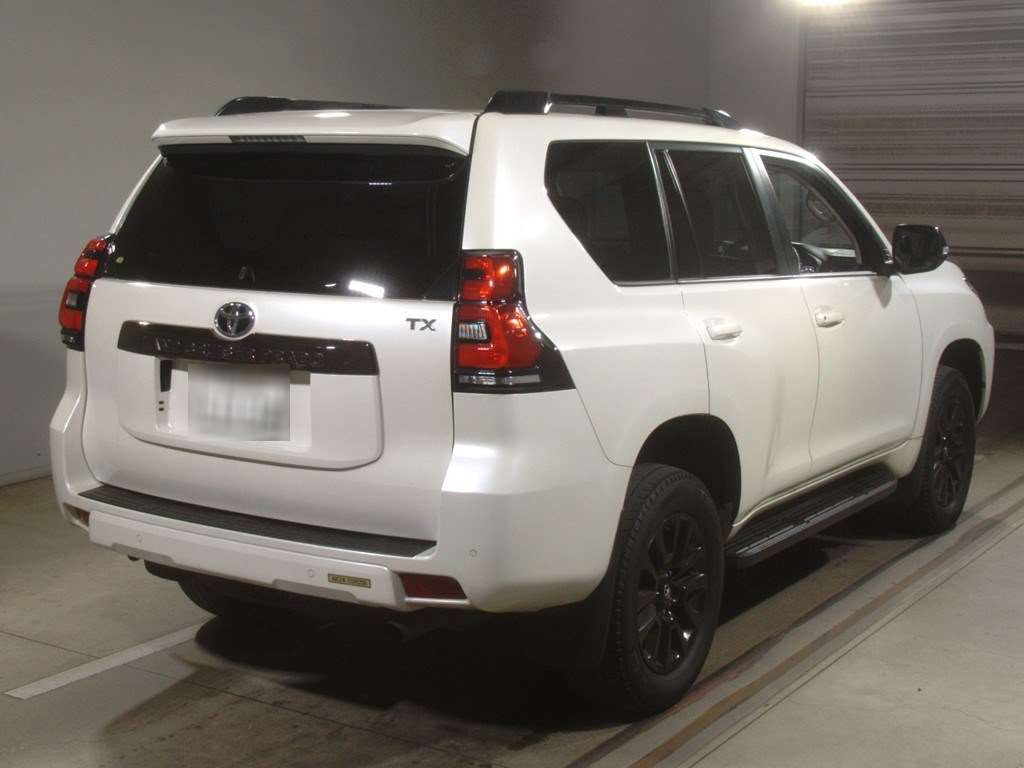 2021 Toyota Land Cruiser Prado TRJ150W[1]