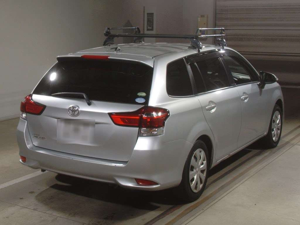 2015 Toyota Corolla Fielder NRE161G[1]