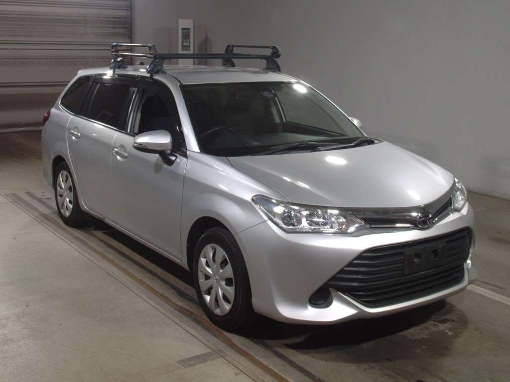 2015 Toyota Corolla Fielder NRE161G[2]