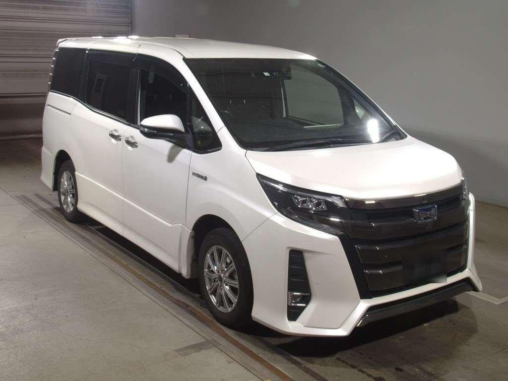 2018 Toyota Noah ZWR80W[2]